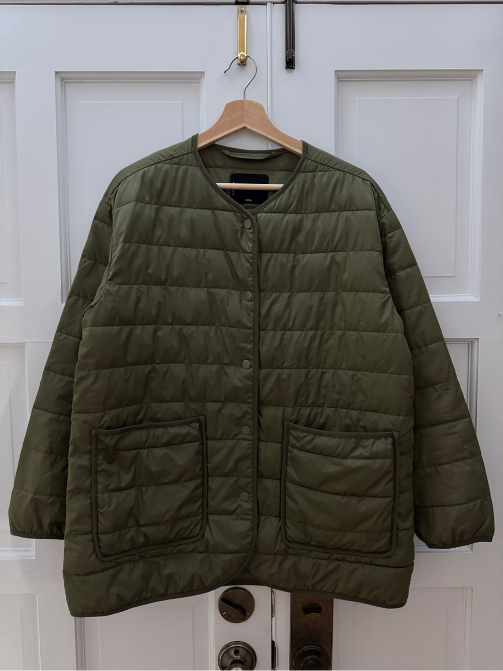 Everlane Olive Green Quilted Puffer Jacket size M